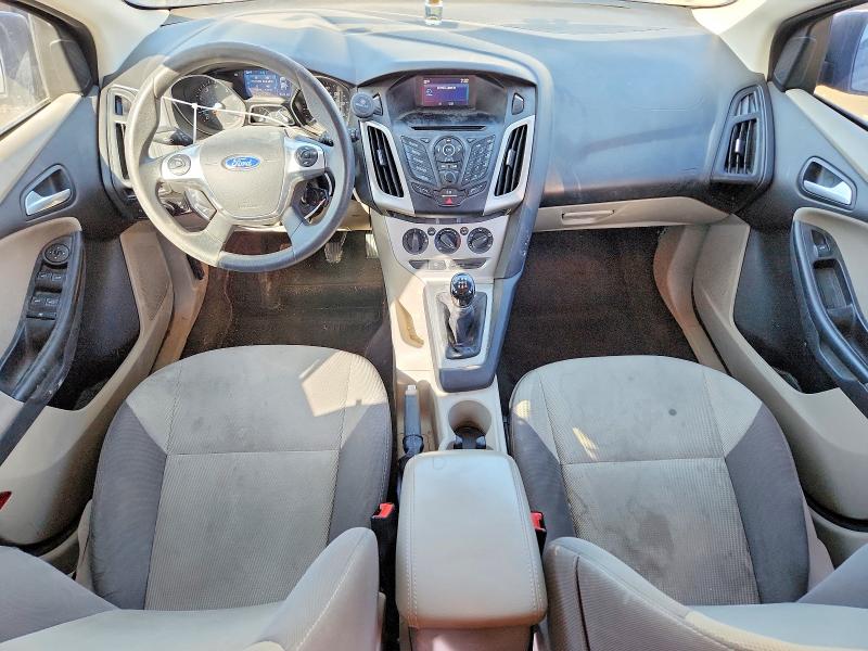 Photo 8 from auction – 2014 FORD FOCUS SE with VIN 1FADP3K28EL350100
