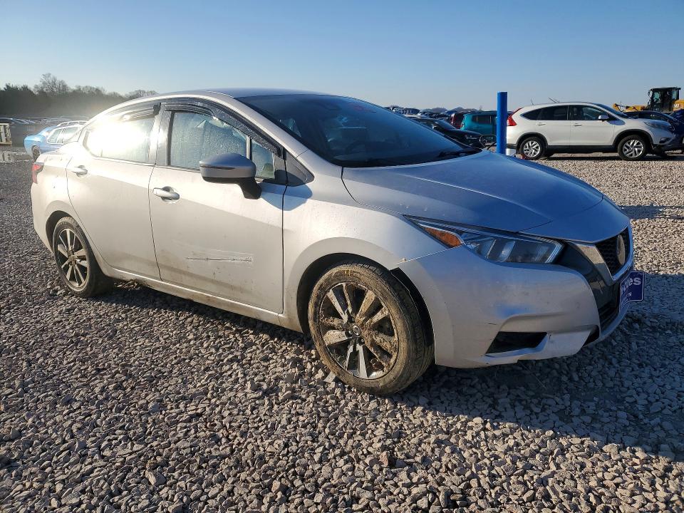 Zdjęcie 4 z aukcji – 2021 NISSAN VERSA z VIN 3N1CN8EV7ML829404