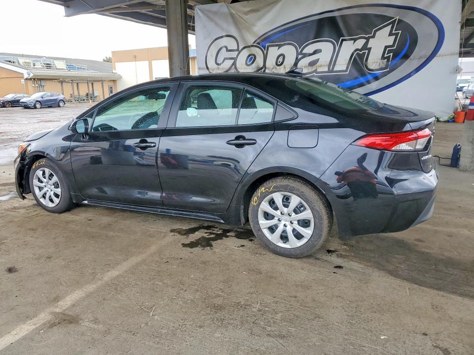 Photo 2 from auction – 2025 TOYOTA COROLLA with VIN 5YFB4MDE3SP331965