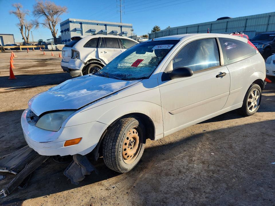 FORD FOCUS 2005 с VIN 3FAFP31N25R141313 - Фото с аукциона