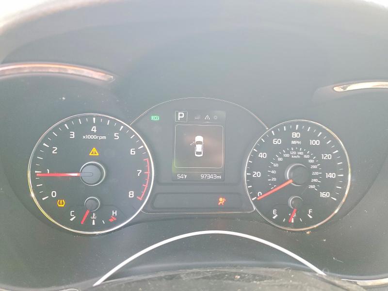 Photo 9 from auction – 2017 KIA FORTE with VIN 3KPFL4A7XHE140662
