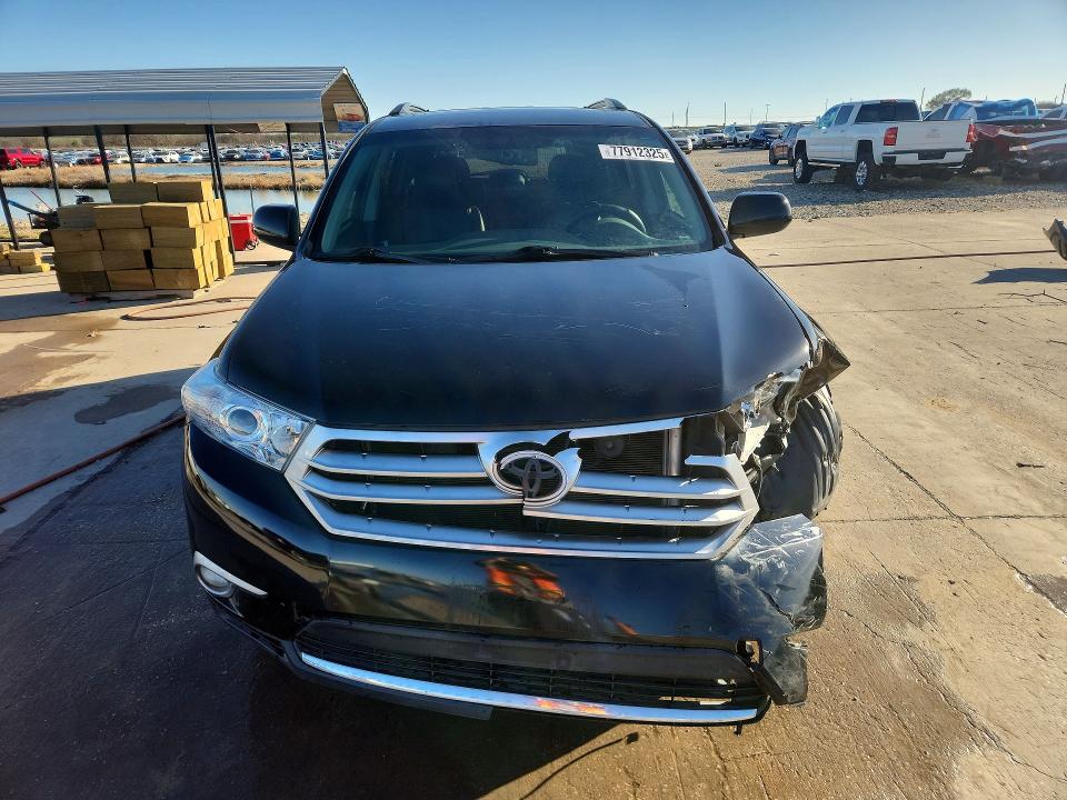 Photo 5 from auction – 2013 TOYOTA HIGHLANDER with VIN 5TDZK3EH2DS129135