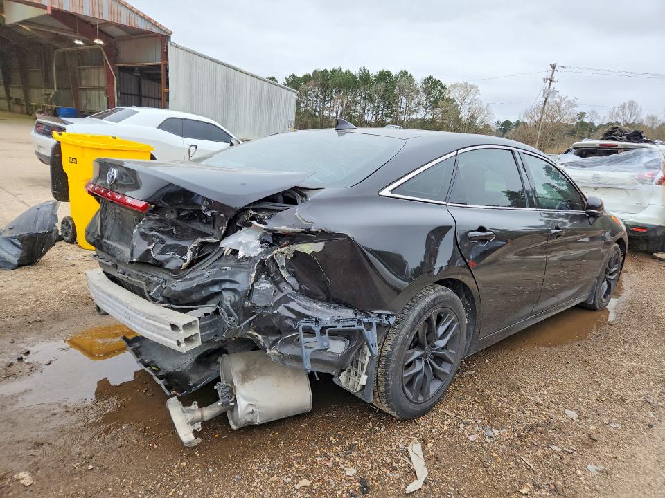 Photo 3 from auction – 2019 TOYOTA AVALON with VIN 4T1BZ1FB1KU010220
