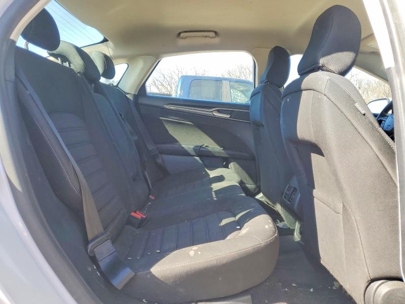 Photo 10 from auction – 2020 FORD FUSION with VIN 3FA6P0HD0LR118587