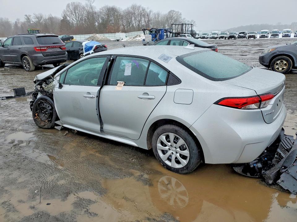 Photo 2 from auction – 2024 TOYOTA COROLLA with VIN 5YFB4MDE7RP165718
