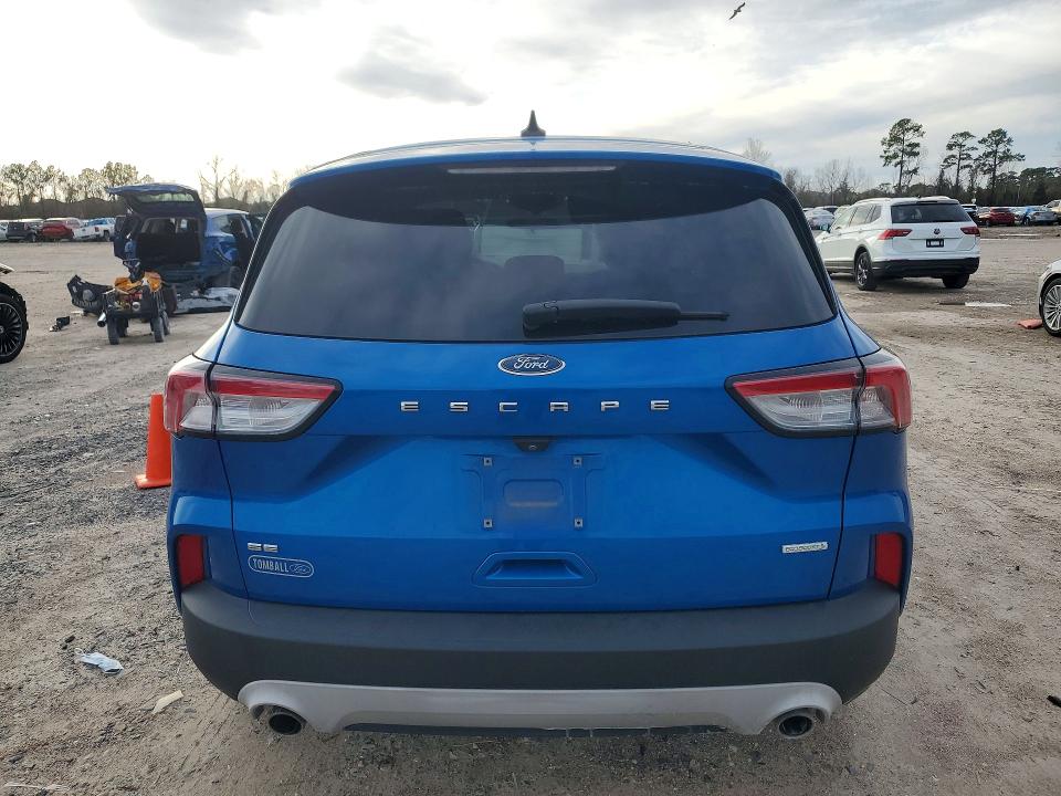 Photo 6 from auction – 2020 FORD ESCAPE with VIN 1FMCU0G60LUA31561