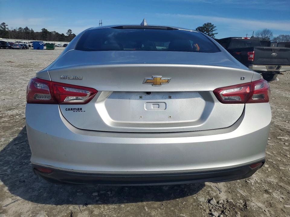 Photo 6 from auction – 2019 CHEVROLET MALIBU with VIN 1G1ZD5ST0KF224068