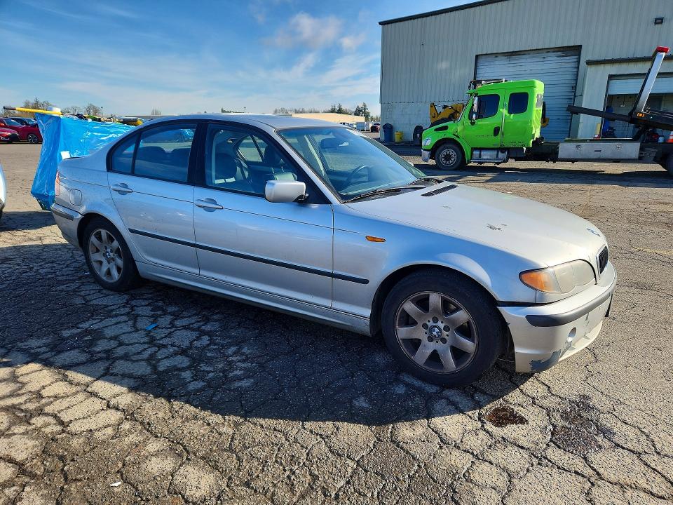 Фото 4 с аукциона – 2004 BMW 325 IS SUL с VIN WBAAZ334X4KP83491