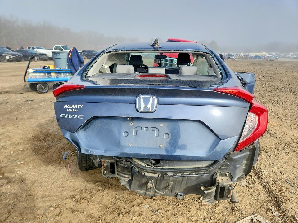Photo 6 from auction – 2017 HONDA CIVIC with VIN 19XFC2F70HE001573