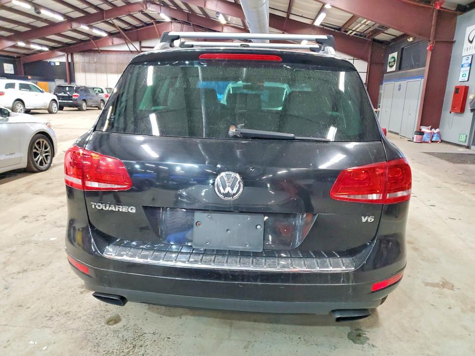 Photo 6 from auction – 2013 VOLKSWAGEN TOUAREG with VIN WVGEF9BPXDD002481