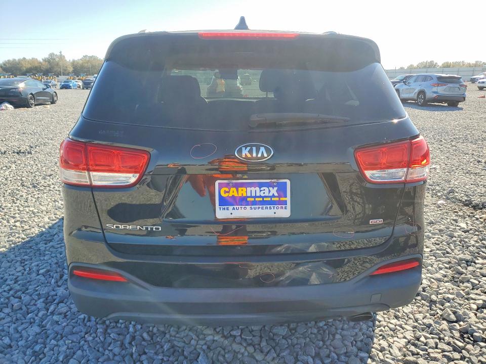 Photo 6 from auction – 2016 KIA SORENTO with VIN 5XYPG4A37GG038467