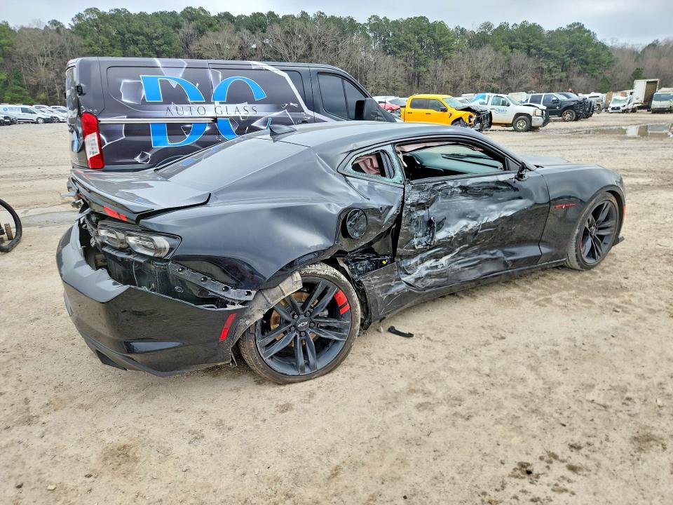 Photo 3 from auction – 2022 CHEVROLET CAMARO with VIN 1G1FB1RX5N0133668