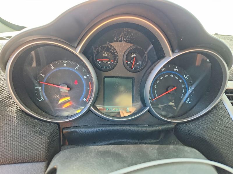 Photo 9 from auction – 2015 CHEVROLET CRUZE LT with VIN 1G1PC5SB6F7102736