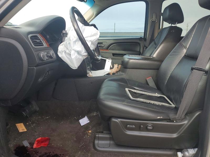 Photo 7 from auction – 2011 GMC YUKON SLT with VIN 1GKS2CE04BR161144