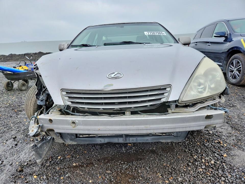 Photo 5 from auction – 2004 LEXUS ES with VIN JTHBA30G645031555
