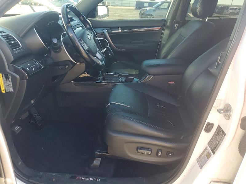 Photo 7 from auction – 2014 KIA SORENTO with VIN 5XYKW4A79EG470619