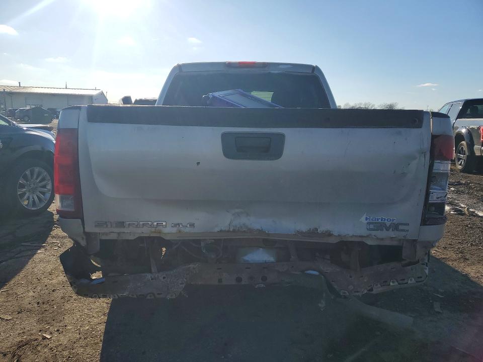 Photo 6 from auction – 2008 GMC SIERRA with VIN 3GTEC13C38G311745