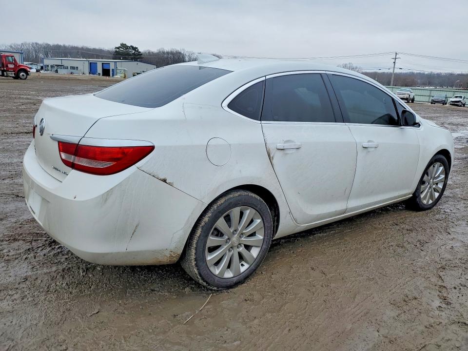 Photo 3 from auction – 2016 BUICK VERANO with VIN 1G4PP5SK6G4108949