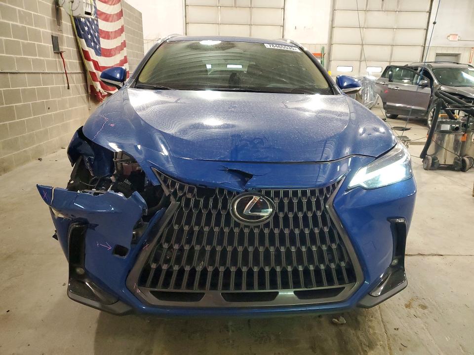 Photo 5 from auction – 2024 LEXUS NX with VIN 2T2GKCEZ1RC026283