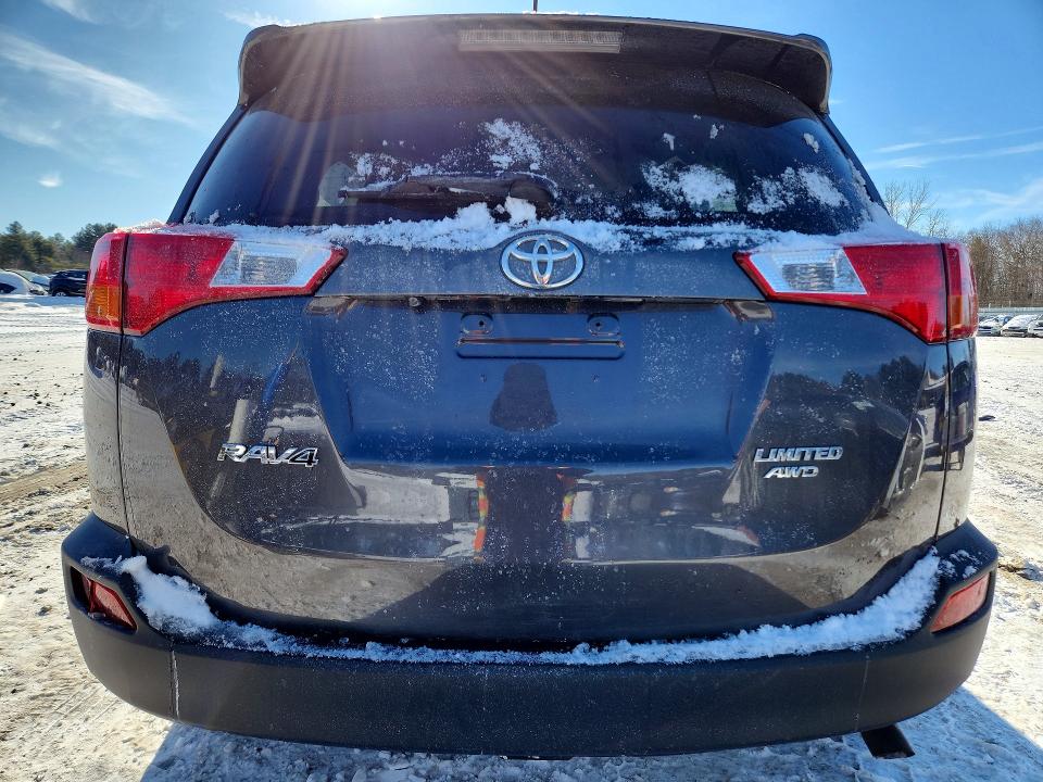 Foto 6 de la subasta – 2014 TOYOTA RAV4 LIMIT con VIN JTMDFREV6EJ006573