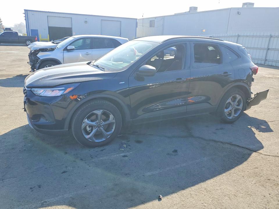 FORD ESCAPE 2025 с VIN 1FMCU0MN5SUA22977 - Фото с аукциона