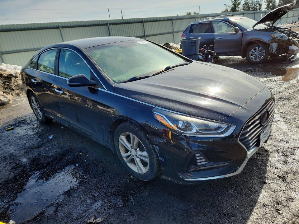 Photo 4 from auction – 2018 HYUNDAI SONATA with VIN 5NPE34AFXJH631995