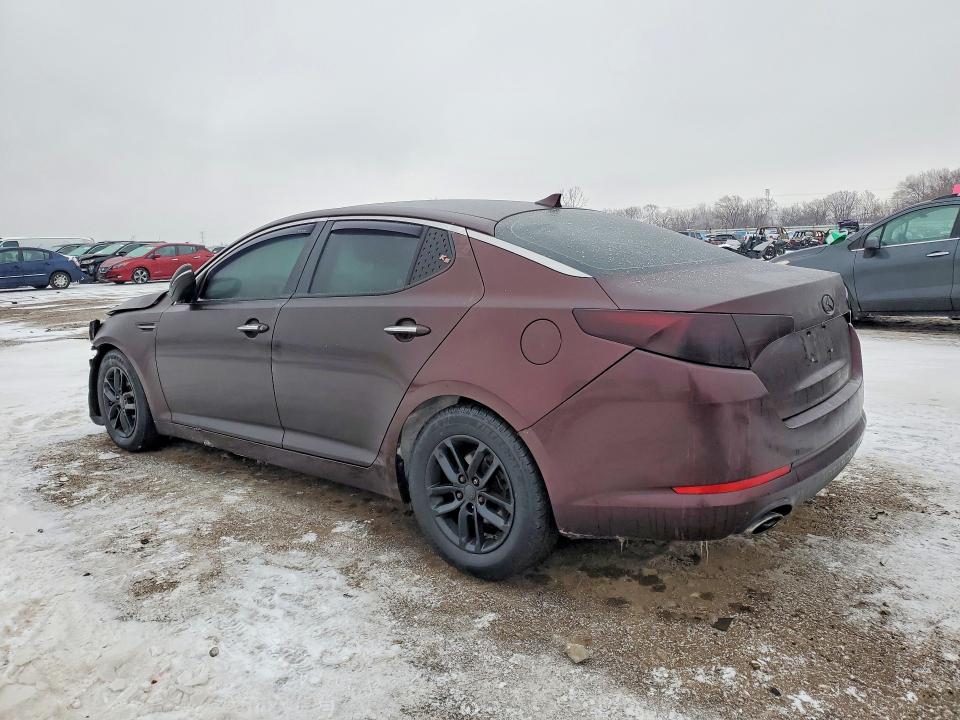 Photo 2 from auction – 2012 KIA OPTIMA with VIN 5XXGM4A72CG062296