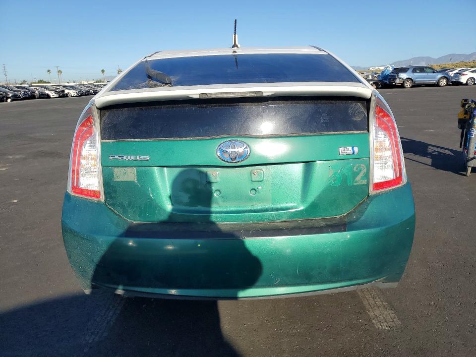 Photo 6 from auction – 2014 TOYOTA PRIUS with VIN JTDKN3DU5E0381649