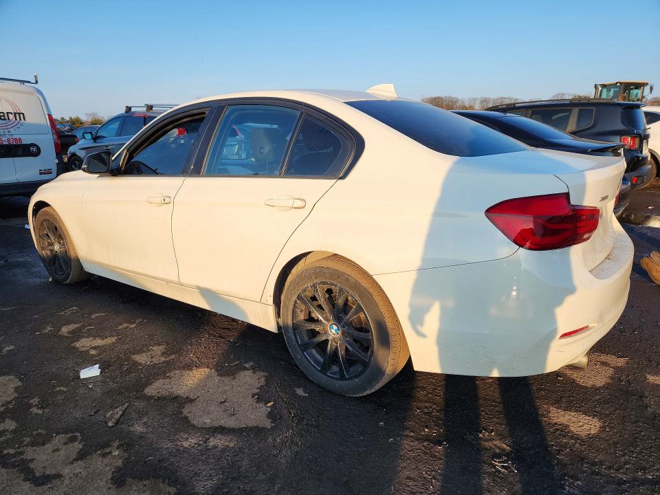Photo 2 from auction – 2017 BMW 320 with VIN WBA8E5G50HNU41402