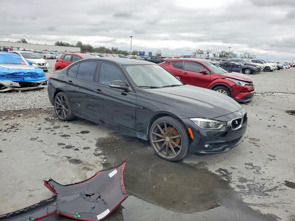 Photo 4 from auction – 2018 BMW 320 XI with VIN WBA8A3C5XJA488293