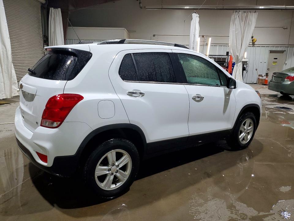 Photo 3 from auction – 2019 CHEVROLET TRAX 1LT with VIN KL7CJPSBXKB925195