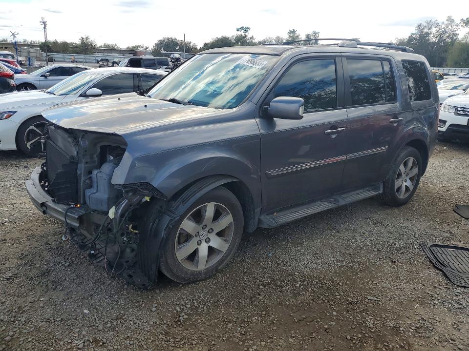 HONDA PILOT 2015 with VIN 5FNYF3H91FB010214 - Photo from auction