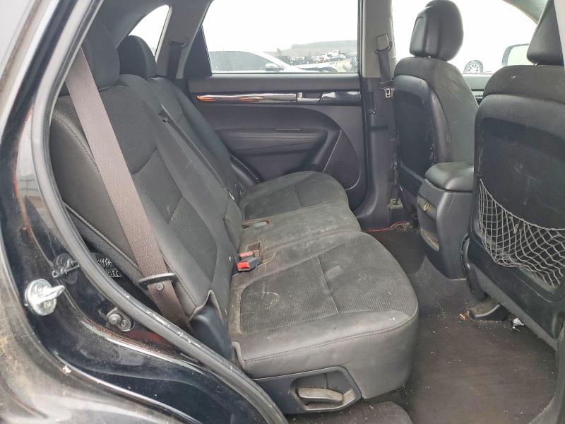 Photo 11 from auction – 2014 KIA SORENTO with VIN 5XYKT3A68EG521683