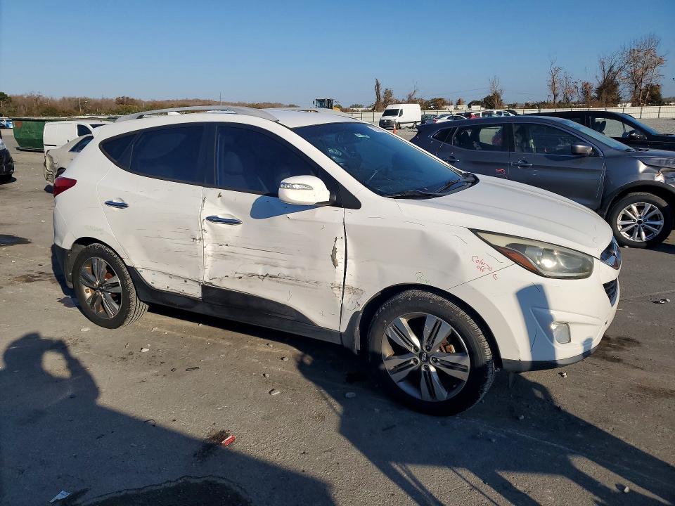 Photo 4 from auction – 2014 HYUNDAI TUCSON GLS with VIN KM8JU3AG2EU811820