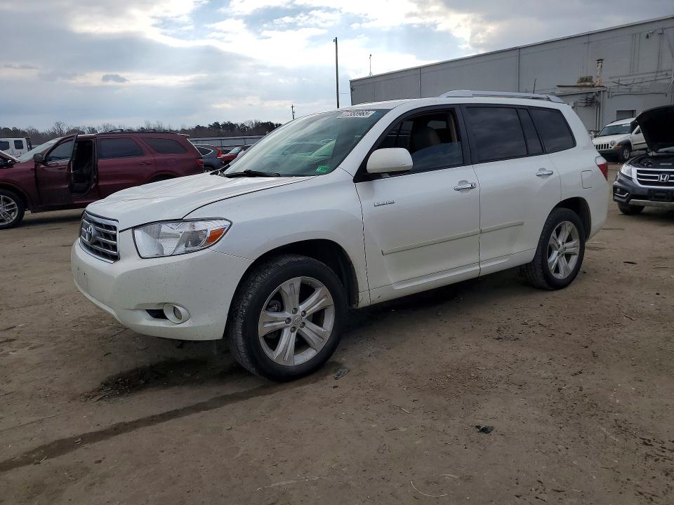 TOYOTA HIGHLANDER 2010 with VIN 5TDDK3EH9AS002016 - Photo from auction