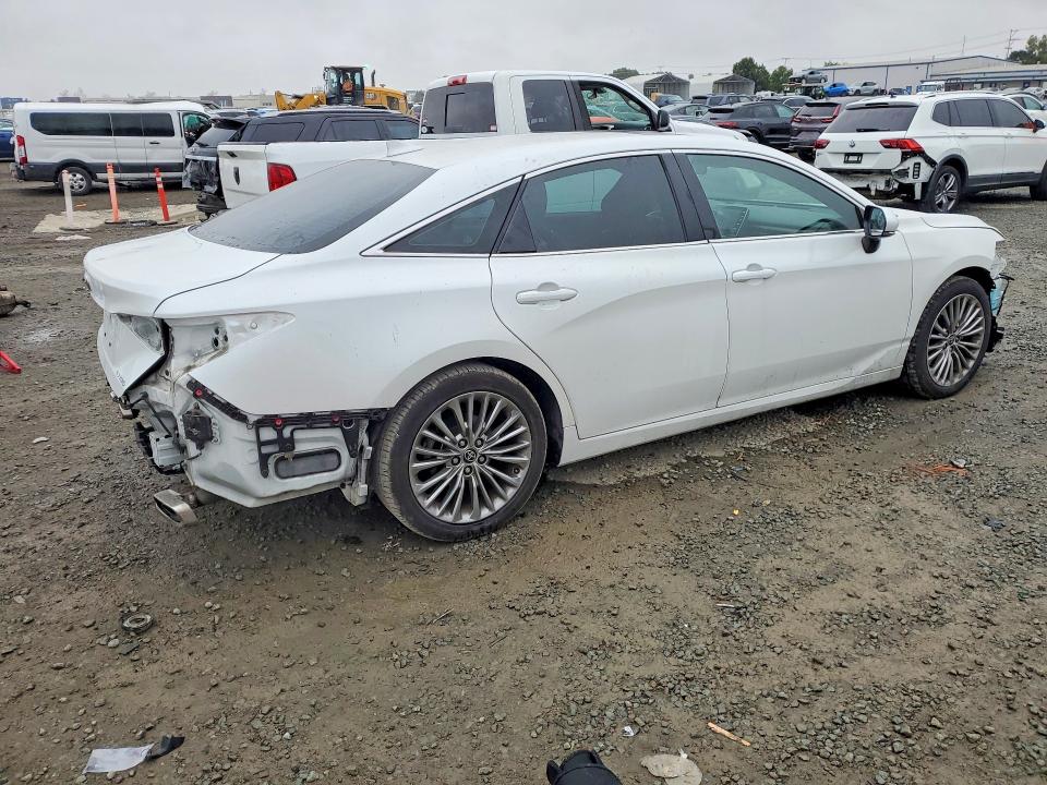 Photo 3 from auction – 2022 TOYOTA AVALON with VIN 4T1DZ1FB8NU079709