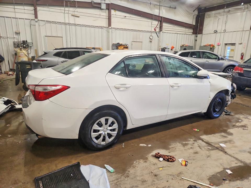 Photo 3 from auction – 2015 TOYOTA COROLLA with VIN 5YFBURHE4FP217082