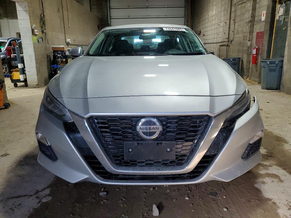 Photo 5 from auction – 2022 NISSAN ALTIMA with VIN 1N4BL4DV7NN304486