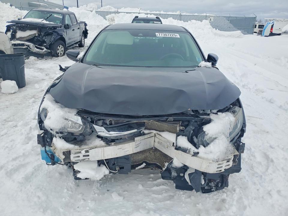Photo 5 from auction – 2018 HONDA CIVIC with VIN 2HGFC2F62JH017275