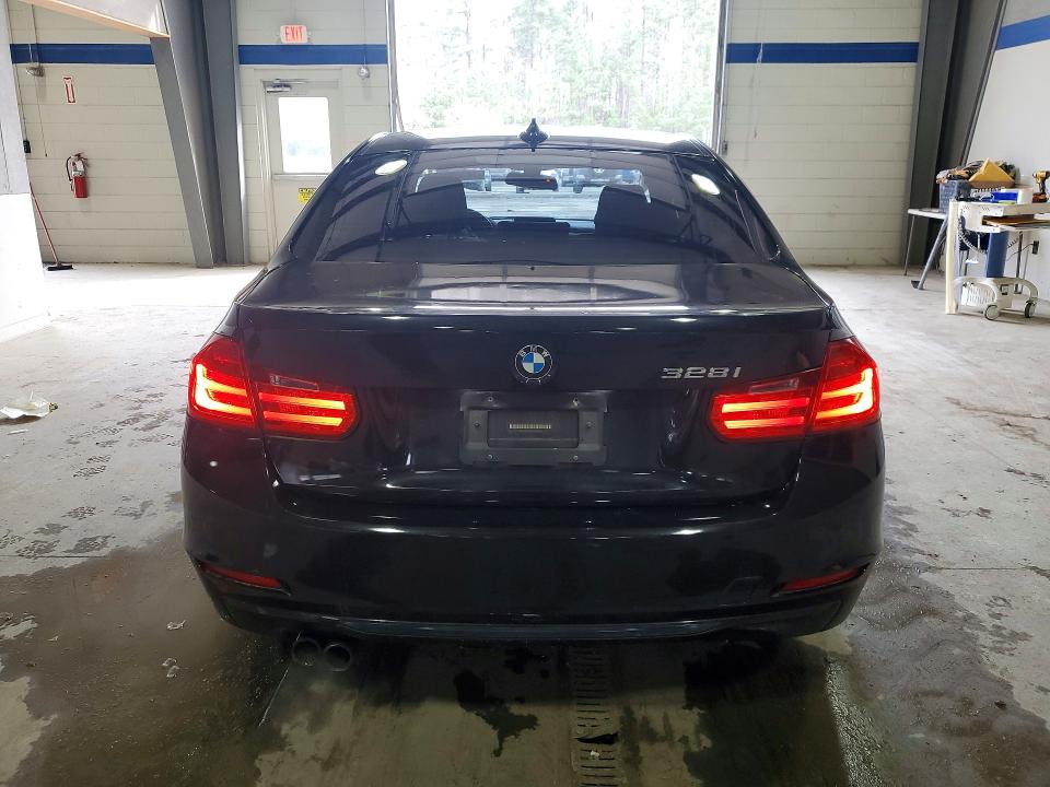صورة رقم 6 من المزاد - 2013 BMW 328 مع VIN WBA3C1G56DNR46105