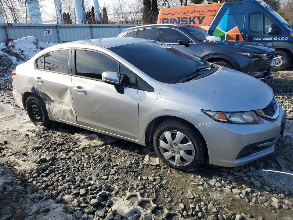 Photo 4 from auction – 2014 HONDA CIVIC with VIN 19XFB2F58EE256663