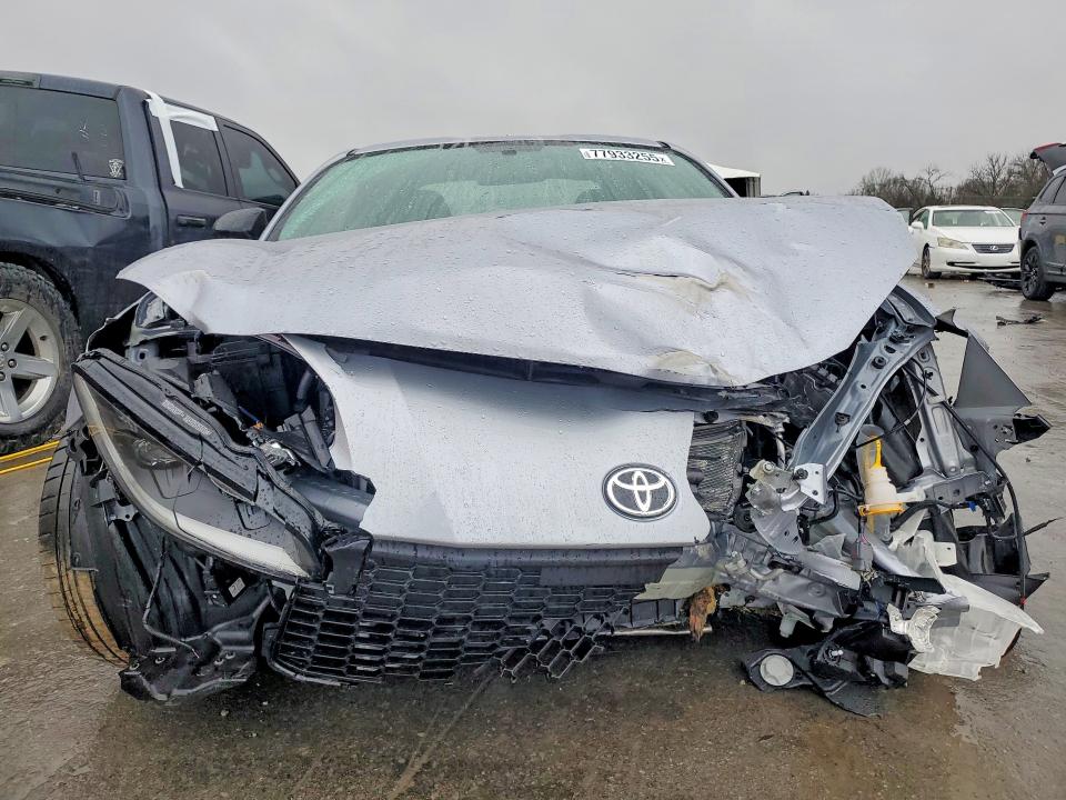 Photo 5 from auction – 2022 TOYOTA GR 86 with VIN JF1ZNBF14N8756465