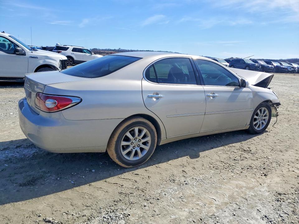 Photo 3 from auction – 2002 LEXUS ES with VIN JTHBF30G920032470