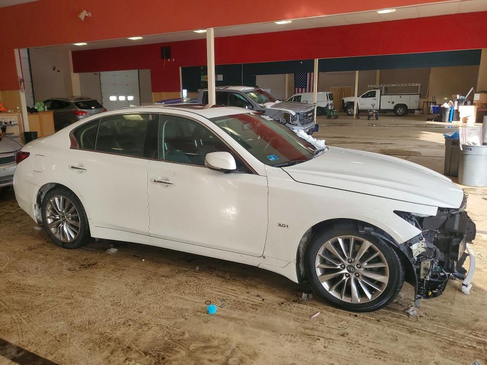 Photo 4 from auction – 2018 INFINITY Q50 with VIN JN1EV7ARXJM443895
