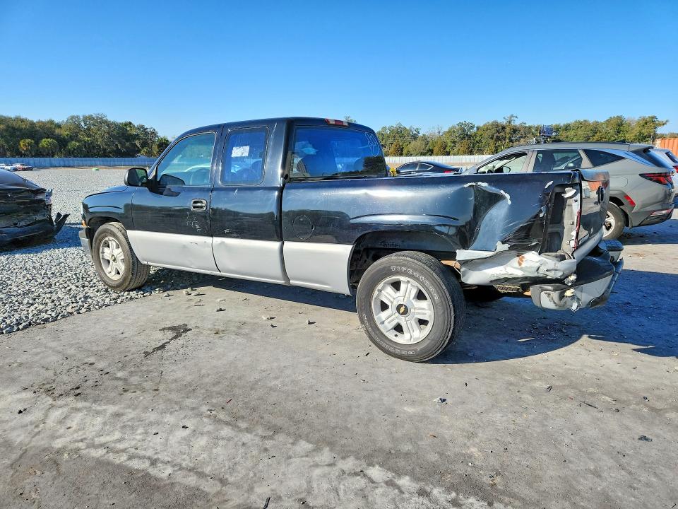 Photo 2 from auction – 1999 CHEVROLET SILVERADO with VIN 2GCEC19W0X1287350