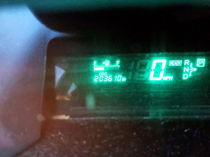 Photo 9 from auction – 2005 TOYOTA PRIUS with VIN JTDKB20U053113289