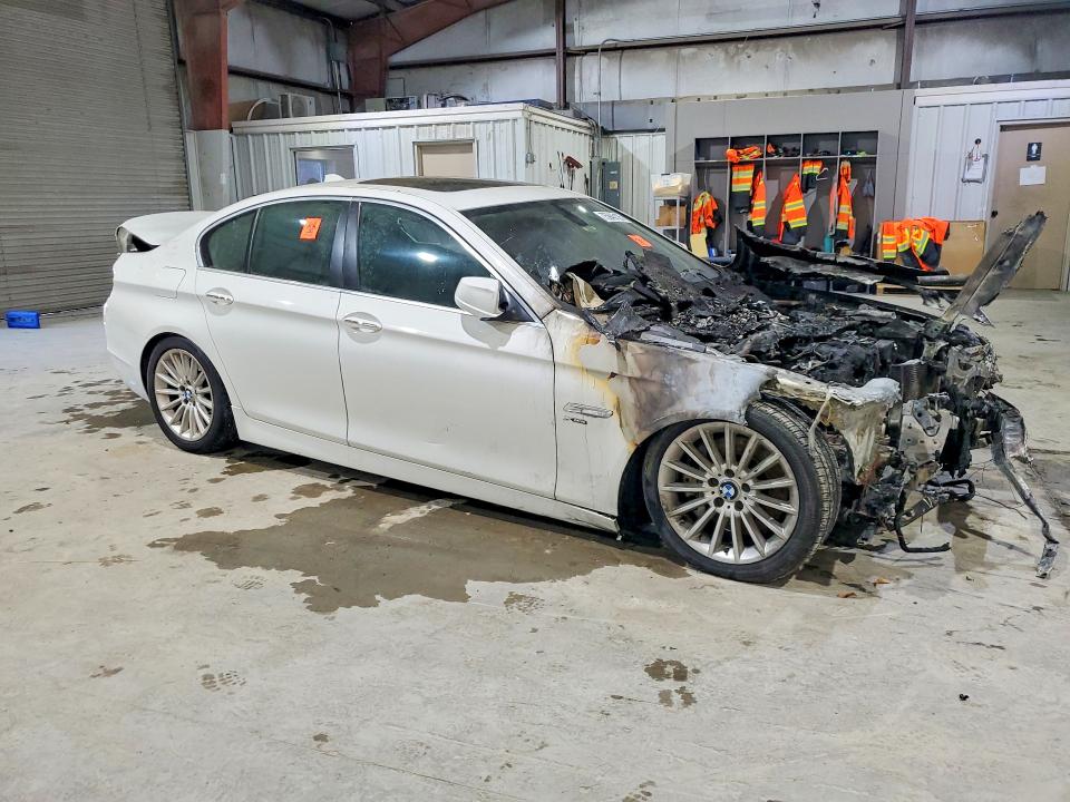 Photo 4 from auction – 2011 BMW 535 XI with VIN WBAFU7C51BC872023
