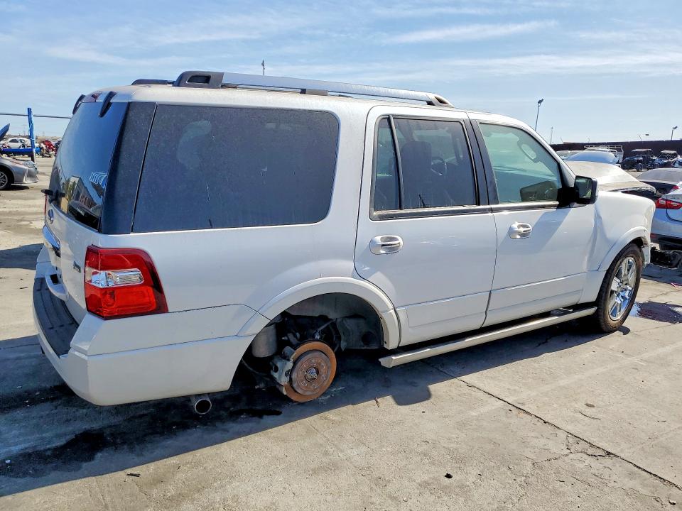 Photo 3 from auction – 2010 FORD EXPEDITION with VIN 1FMJU2A59AEA58087