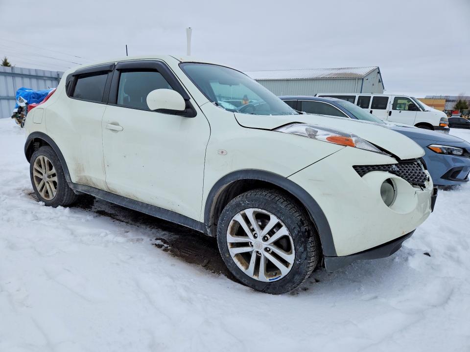 Photo 4 from auction – 2011 NISSAN JUKE with VIN JN8AF5MR6BT015004