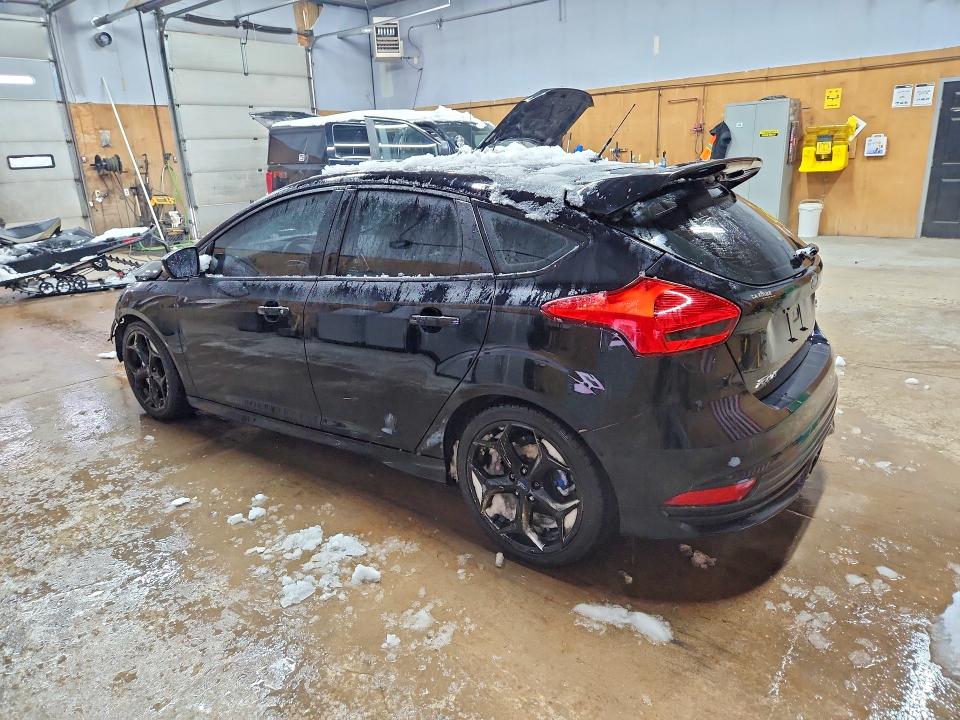 Photo 2 from auction – 2016 FORD FOCUS with VIN 1FADP3L96GL318454